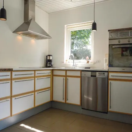 Ferienhaus Two-bedroom Holiday In Bjert